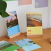 2026 Jornada às Montanhas e Mares Calendário Cartão Decorativo Cenário de Floresta Fundo Atmosférico Adesivo de Parede Quarto Sala de Estar Cartão Postal