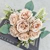 Red de comercio electrónico transfronterizo, tendencia roja, nuevo producto de simulación, 7 cabezas con rosas de novia, accesorios para poses de fotografía de boda, flores falsas