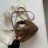 Bolso de Peluche Nuevo Bolso de Mano para Mujer Nueva Moda Otoño/Invierno Bolso de Mano Cruzado Peludo Bolso Esponjoso Dulce
