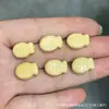 Cráneo de Calavera Tallado en Jade con Pasta Dorada Estilo Tíbet Pescado Accesorio DIY Cuentas Sueltas Semilla de Coco Rudraksha 108 Cuentas Budistas