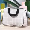 Nova bolsa de cosméticos à prova d'água preta e branca, portátil, grande capacidade, bolsa de lavagem simples, bolsa de viagem para atividades ao ar livre, bolsa de armazenamento de escova de dentes