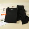 Conjunto de Roupa Íntima Térmica Masculina de Seda e Caxemira, Roupa Térmica Dupla Face com Lado Interno Escovado em Fleece para Homens e Mulheres, Tops e Calças de Outono, Atacado do Fabricante