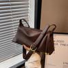 Bolsa Popular para o Dia a Dia Feminina 2024 Nova Moda de Nicho Bolsa Tote Macia Estilo Coreano Elegante Bolsa de Ombro/Axila
