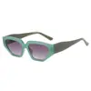 Artículos de fábrica 2024 nuevos gafas de sol de moda europeas y americanas ojo de gato irregulares estilo de celebridad de Internet gafas de sol de montura pequeña para mujer Venta al por mayor