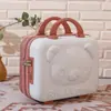 Maleta Personalizada Estilo K de 14 pulgadas Maleta para Mujer Caja Ciega de Almacenamiento Bolsa de Mensajero Retro Bolsa Pequeña de Cosméticos Conveniente