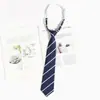 Camisas Gratuitas para Personas Accesorios Estilo Japonés Rayas Corbata Azul Estilo Preppy jk Patrón Perezoso Ropa de Soltero Corbata Mano-Atada para Mujer Hombres dk