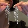 Aretes Franceses Exagerados Exquisitos con Borla de Zirconia Elegantes de Lujo Ligero de Alta Gama Estilo Cool Combinan con Todo Estilo Occidental Aretes de Botón