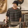 Camiseta Listrada de Malha Estilo Retro Americano Old Money para Homens, Outono Manga Curta 2026 Nova Tendência Solta Casual