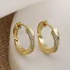 Brincos Geométricos Aogu Transfronteiriços Mais Vendidos de Nicho Exquisitos Banhados a Ouro 18K com Zircônia para Mulheres, Brincos Versáteis Vintage Novos