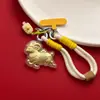 Pingente dourado em formato de ovelha com folha de ouro, corrente para celular, chaveiro, amuleto de fio vermelho, ovelha do zodíaco, decoração de Ano Novo, pequeno presente