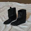 Botas Western de couro legítimo para panturrilha larga com aumento interno de altura, Botas Martin planas versáteis estilo retrô britânico femininas