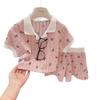 Conjunto de Duas Peças Verão Novo Menina Doce Bebê com Gola Polo Acabamento na Bainha Camisa de Manga Curta e Shorts com Lapela
