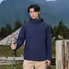 Serie Montaña Otoño e Invierno Nueva Chaqueta Exterior Cortavientos e Impermeable, Ropa Cálida de Montañismo Tres en Uno, Adecuada para Hombres y Mujeres