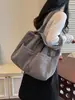 Bolsa tote grande de estilo coreano para mulheres, novo modelo de verão 2026, bolsa de mão simples de cor sólida, bolsa de ombro de veludo cotelê
