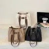 La popular bolsa grande para mujer de este año 2025 nueva moda lujo ligero alta calidad asequible hombro commuter tote bag