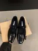 Sapatos de pelúcia de algodão com sola reta para outono e inverno, sapatos femininos, novo modelo 2026, sapatos pretos Mary Jane com bico quadrado para noite