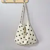 Bolsa de lona de liquidação Bolsa de ombro feminina Bolsa de outono e inverno Bolsa de grande capacidade Bolsa escolar de estudante Bolsa de pano Bolsa de compras