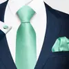 2026 Novo Modelo Formal Cor Sólida Conjunto de Gravata, Lenço de Bolso e Abotoaduras Masculino Grande Quantidade em Estoque