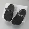Zapatillas Tejidas de Corte Hueco Súper Bonitas para Niñas de Apariencia Elegante 2025 Nuevo Estilo de Verano Sandalias Slip-On de Malla