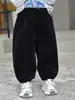 Calças de Lã Forradas para Meninos Inverno 2026 Novo Estilo Coreano Roupas Legais para Meninos Calças Compridas Calças Quentes de Inverno para Crianças Tendência