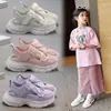 Sandalias para Niños 2025 Verano Nuevas Sandalias Deportivas para Niñas Zapatillas Mary Jane con Flor Marco Antideslizante Zapatos