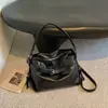 Nova Bolsa Casual Retro de Grande Capacidade para Mulheres Outono 2026, Bolsa de Ombro Transversal Cor Sólida, Bolsa Tote Estilo Executivo