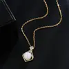 Conceito de Design de Estilo Transfronteiriço, Colar em Forma de Gota com Pérolas Brancas em Estilo Princesa Sereia, Venda Direta do Fabricante
