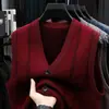 Chaleco de Punto Nuevo Estilo Otoño/Invierno 2026 para Hombres de Mediana Edad y Mayores, Ropa Exterior con Bolsillos, Cárdigan para Papás, Chaleco de Lana