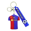 Chaveiro Pingente de Camisa da Copa do Mundo Transfronteiriça Feito de Material Plástico Macio, Chaveiro de Futebol, Brinde para Fãs, Pequenos Presentes