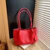 Bolsa de palha tecida de verão transfronteiriça, novo modelo 2026 para mulheres, bolsa de ombro versátil e estilosa de grande capacidade, bolsa de axila