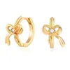 Pendientes Elegantes Europeos y Americanos de Nuevo Estilo con Lazo, Diseño de Nicho, Moda en Cobre Chapado con Circonita, Lujo Ligero, Versátiles para el Uso Diario para Mujeres