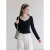 Camiseta de Manga Larga con Volantes de Encaje Estilo Puro Deseo Falsa de Dos Piezas para Mujer Otoño Diseño Negro Sentido Cuello Ancho Parte Superior Interior