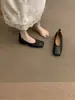 Sapatos Femininos 2026 Bico Quadrado Francês Baixo Salto Baixo Sola Reta Estilo Simples Salto Bloco Sapatos de Salto Único Sapatos de Vovó Femininos Sapatos para o Trabalho Primavera Outono Sapatos Fluidos