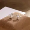 Aretes de Plata Pura S925 con Diamante Brillante y Flor Personalizada para Mujer, Estilo Nuevo de Commuter Elegante y Versátil