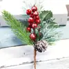 Árvore de Natal floco de neve galhos de pinho galhos de feijão vermelho galhos de pinho falsos pinhas enfeites de decoração de Natal ramos de pinho de Natal