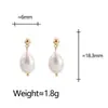 Brincos Elegantes e Versáteis de Pérolas de Água Doce de Nicho com um Toque de Luxo Leve e de Alta Qualidade, Apresentando um Design Simples e uma Personalidade Fashion