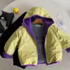 Jaqueta de Veludo de Inverno Infantil Muye Jaqueta Reversível com Capuz para Meninos Roupas Infantis Zhili Huzhou Roupas para Exterior