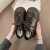 Zapatos de Cuero para Mujer Estilo Británico Retro 2026 Primavera Nuevos Tenis Casuales Versátiles con Suela Gruesa para Aumentar la Altura