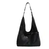 Bolso de Mano con Tachuelas de Gamuza Estilo Retro Coreano para Mujer 2026 Otoño/Invierno Nuevo de Gran Capacidad para el Trabajo con Correa al Hombro