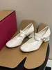 Sapatos Mary Jane de couro legítimo metalizado prateado para mulheres, fivela quadrada de strass RV transfronteiriça, salto grosso, sapatos de sola fina