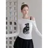 Camiseta blanca de manga larga con hombros descubiertos, diseño de otoño para mujer, con cintura fruncida y top interior.