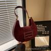 Design de nicho bolsa pequena portátil de camurça da moda para mulheres 2023 novo estilo popular da moda bolsa modeladora bolsa mensageiro estilo ocidental