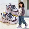 Zapatos deportivos para niños, nueva colección otoño 2026, zapatos para niños, tallas medianas y grandes, parte superior de piel, estilo "dad shoes", zapatos de vestir sencillos para niñas, zapatillas de correr para niños