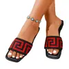 Chanclas casuales nuevas de moda transfronterizas para mujer 2026, zapatos de boca de pez de comercio exterior, talla grande, suela plana, modernos y sencillos