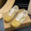 Design Sola Macia 2026 Casual Esportivo Novo Versátil Treinamento Alemão Sapatos Primavera e Verão Femininos Leve Retro Nicho Sapatos Forrest Gump