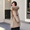 Parka Plus Size 100kg Casaco Feminino com Gola Grande de Pelo, Estilo Coreano com Forro de Lã, Ajuste na Cintura, Jaqueta de Algodão Quente para Mulheres, Tendência