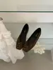 Sapatos Baixos de Bico Quadrado Suaves Estilo Francês para Mulheres, Novidade Primavera/Verão 2026 Sapatilhas de Cetim com Laço, Bico Quadrado, Solado Macio