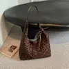 Bolso tote grande de moda coreana 2026, estilo niche retro, un bolso de hombro versátil con un toque de alta gama