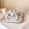 2026 Sapatos Infantis Forrest Gump Primavera Novo Modelo Tênis de Corrida para Meninos Sapatos Respiráveis para Meninas Sola Macia Sapatos de Treino Alemães Tendência