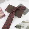 Gravata Masculina Retro Casual Estilo Hong Kong Estampa Britânica Amarrada à Mão 8cm Acessório para Traje Formal Tendência Versátil
